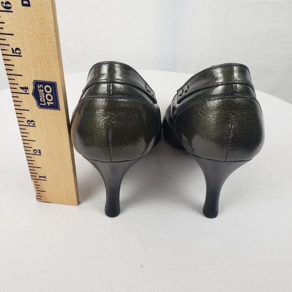 NWOB Talbot's Collection Green Metalic Leather 2' Heel Sz 5.5 - Picture 10 of 10